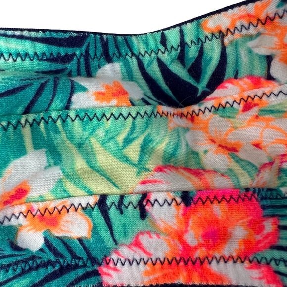 PINK Victoria’s Secret Tropical Bandeau Bra Size M - Picture 3 of 4